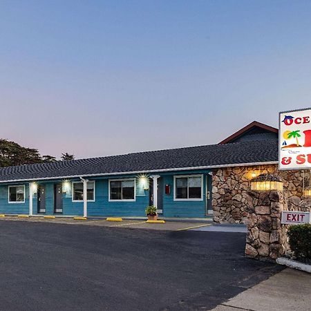 Oceanside Inn & Suites, A Days Inn By Wyndham Fort Bragg Exterior foto